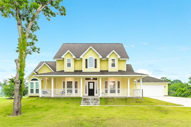 1108 Saddle Horn Bend Angleton, TX House Sold - Photo 1 of 1. Opens carousel modal