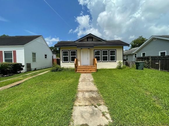 2950 Avenue C Beaumont, TX House Sold - Photo 1 of 1. Opens carousel modal