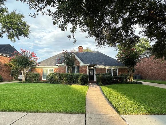 4423 Warwick Drive Sugar Land, TX House Active - Photo 1 of 42. Opens carousel modal
