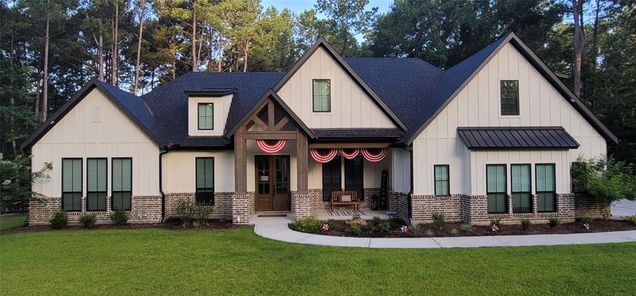 797 Lonestar Road