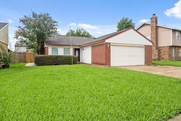 5421 Beaver Creek Drive