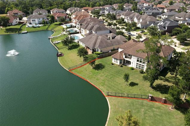 5526 Wollemi Falls Lane Sugar Land, TX House Active - Photo 1 of 38. Opens carousel modal