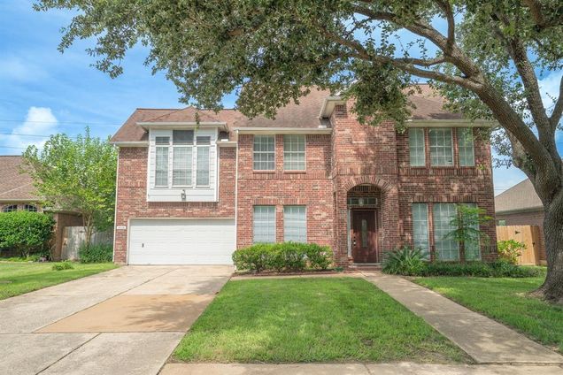 10115 Hedge Way Drive
