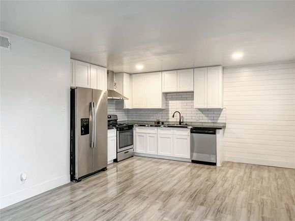 1529 Wirt Road Unit 3 Houston, TX Townhouse Sold - Photo 1 of 1. Opens carousel modal