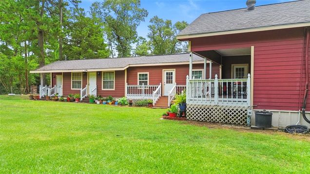7902 Acacia Lane Plantersville, TX House Active - Photo 1 of 28. Opens carousel modal