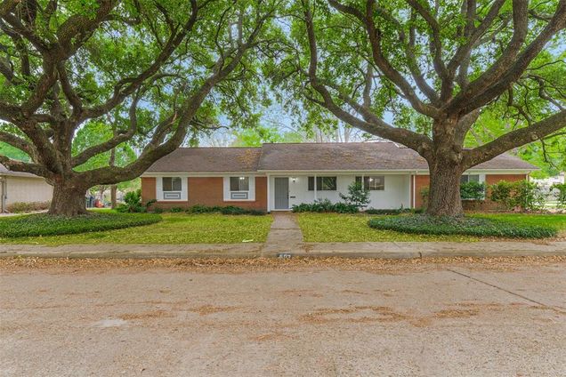 502 Kyle Street Sugar Land, TX House Sold - Photo 1 of 1. Opens carousel modal