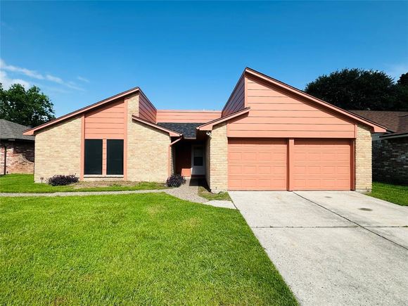 19834 Arrowsmith Dr Drive