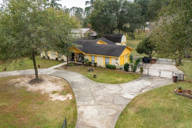 17523 E Strack Drive Spring, TX House Sold - Photo 1 of 1. Opens carousel modal
