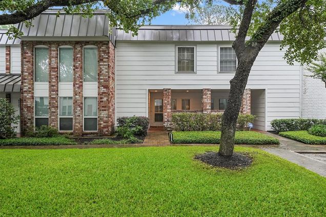8920 Chatsworth Drive Houston, TX Townhouse Sold - Photo 1 of 1. Opens carousel modal