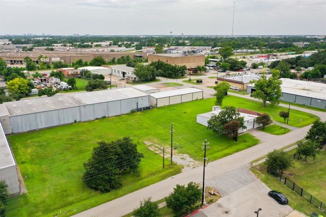 14023 Packard Street Houston, TX Plot of land Active - Photo 1 of 33. Opens carousel modal