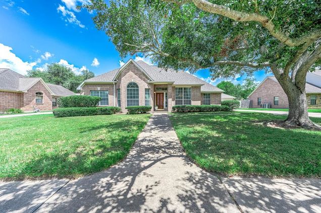 1990 Troon Drive