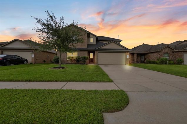 2907 Isla Gorge Court Katy, TX House Active - Photo 1 of 15. Opens carousel modal
