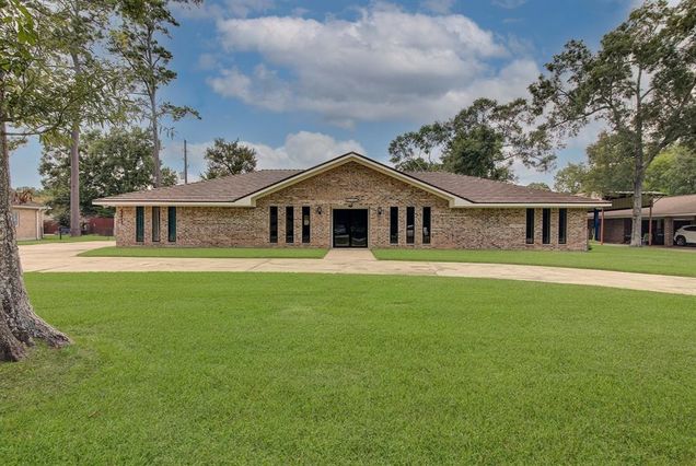 12511 Cherry Point Drive