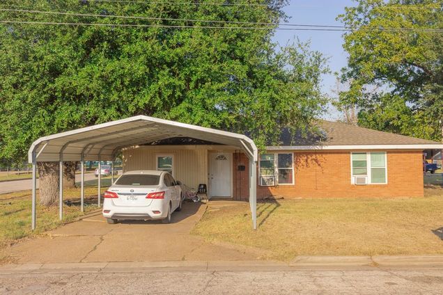 601 Pine Street Hearne, TX House Sold - Photo 1 of 1. Opens carousel modal