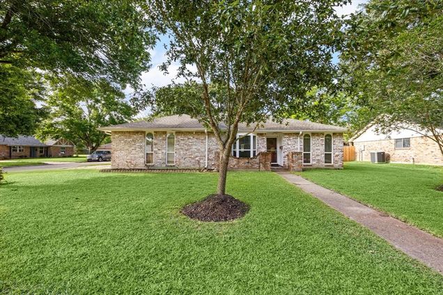 5602 Groveton Lane Pearland, TX House Sold - Photo 1 of 1. Opens carousel modal