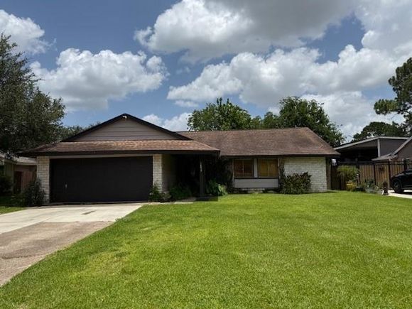 16811 Hibiscus Lane
