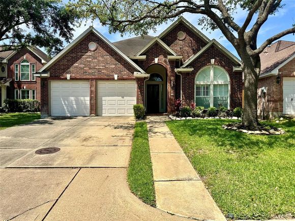 1211 Campton Court
