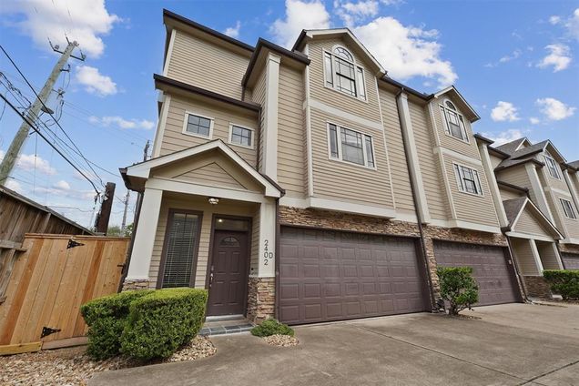 2402 Calumet Street Unit D