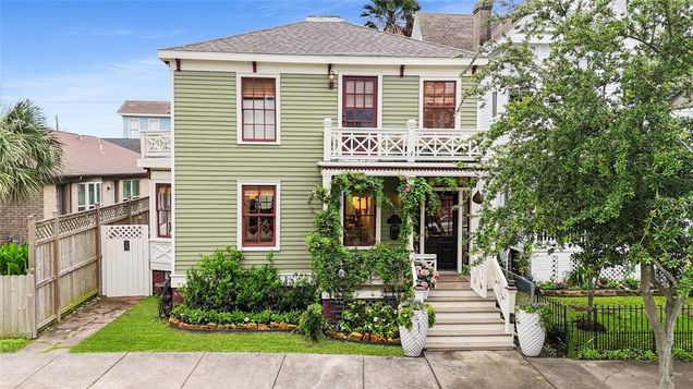 1305 Postoffice Galveston, TX House Active - Photo 1 of 43. Opens carousel modal