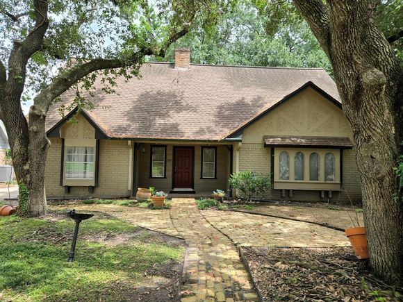 7827 Friars Court Lane Spring, TX House Sold - Photo 1 of 1. Opens carousel modal