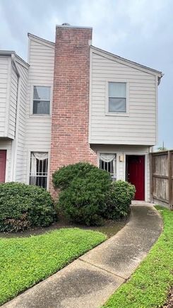 3901 Woodchase Drive Unit 7 Houston, TX Townhouse Sold - Photo 1 of 1. Opens carousel modal