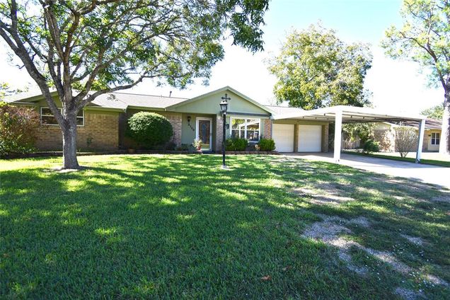 4108 Meadowglen Drive Dickinson, TX House Sold - Photo 1 of 1. Opens carousel modal