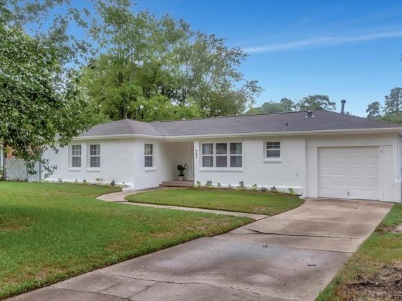 905 Jefferson Avenue Lufkin, TX House Sold - Photo 1 of 1. Opens carousel modal