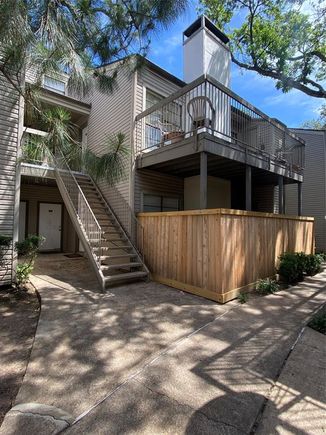 9707 Richmond Avenue Unit 25 Houston, TX Townhouse Sold - Photo 1 of 1. Opens carousel modal