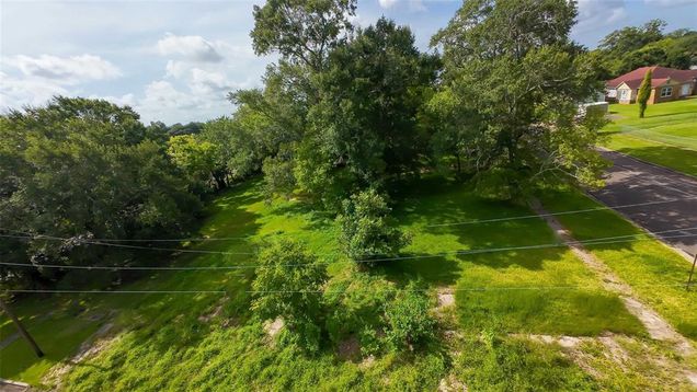 360 Center Street Beaumont, TX Plot of land Active - Photo 1 of 7. Opens carousel modal