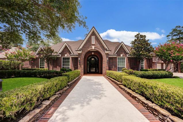 68 Champions Bend Circle Houston, TX House Sold - Photo 1 of 1. Opens carousel modal
