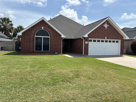 518 Roanoke Drive Port Neches, TX House Active - Photo 1 of 32. Opens carousel modal