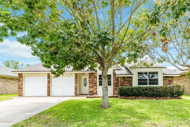 36 Back Bay Circle Galveston, TX House Sold - Photo 1 of 1. Opens carousel modal