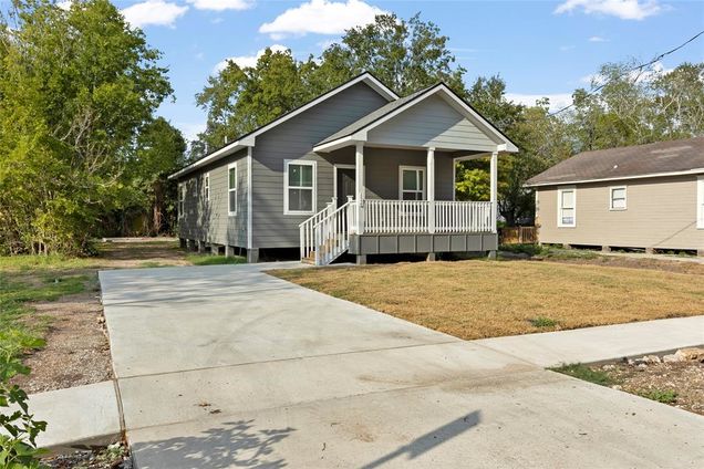 1570 Roberts Avenue Beaumont, TX House Sold - Photo 1 of 1. Opens carousel modal