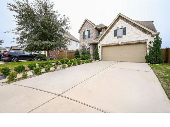 23919 Villa Lisa Drive