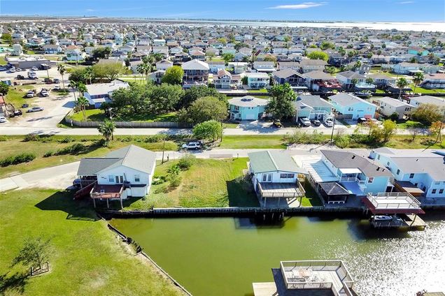 74 Bayou Vista Dr Bayou Vista, TX Plot of land Active - Photo 1 of 6. Opens carousel modal