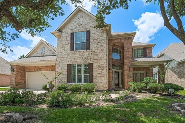 7927 Chateau Point Lane Houston, TX House Active - Photo 1 of 48. Opens carousel modal