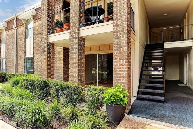 7575 Katy Freeway Unit 38 Houston, TX Townhouse Sold - Photo 1 of 1. Opens carousel modal