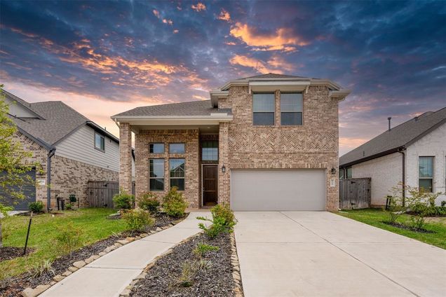 8714 Windsong Trail Dr