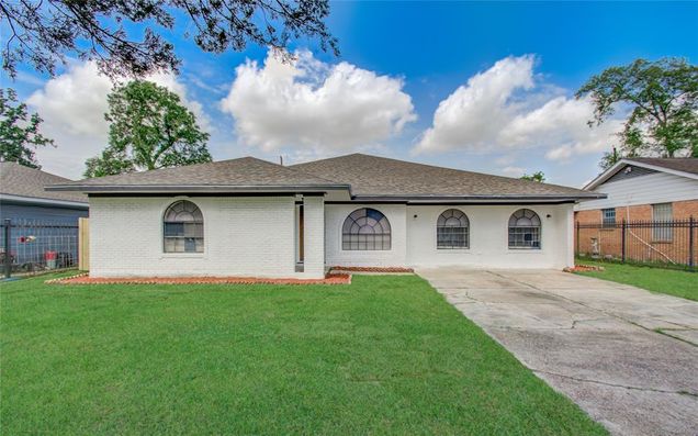 9515 Balsam Lane Houston, TX House Sold - Photo 1 of 1. Opens carousel modal