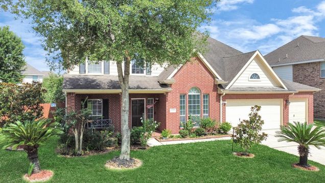 6803 Chapelfield Lane