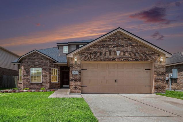 322 Shoshone Ridge Drive La Marque, TX House Active - Photo 1 of 32. Opens carousel modal