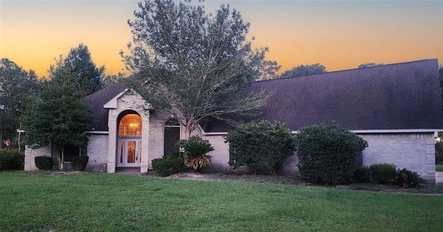 8001 Hills Parkway