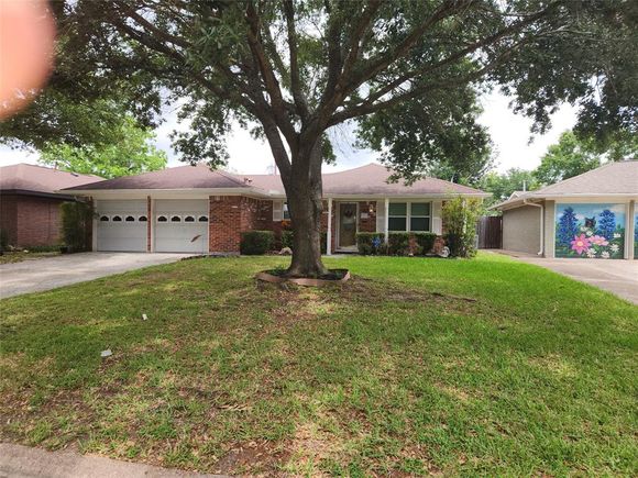 5710 Nina Lee Lane
