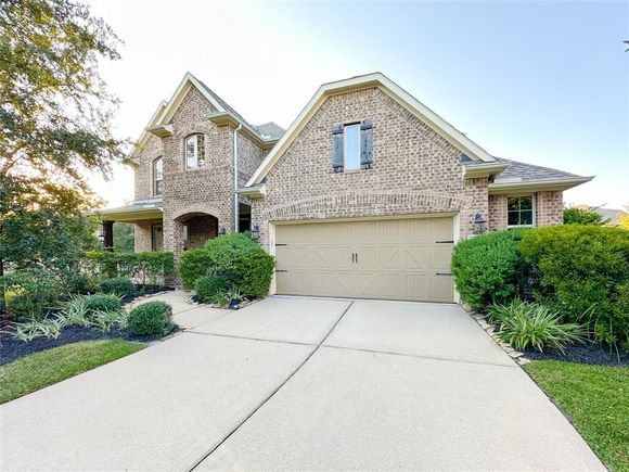 23 Cohasset Place