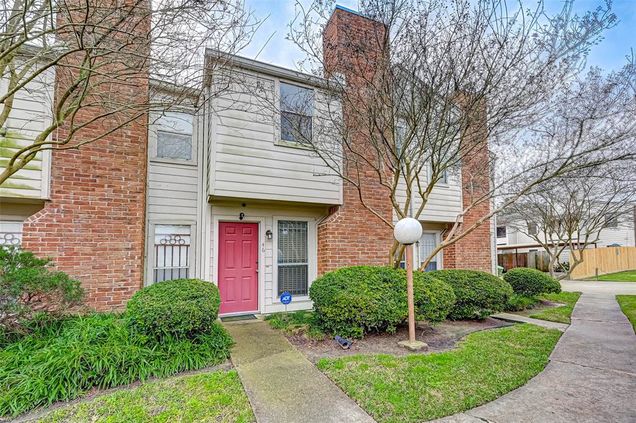3901 Woodchase Drive Unit 46 Houston, TX Townhouse Sold - Photo 1 of 1. Opens carousel modal