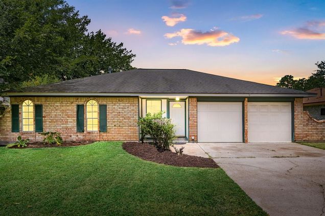 3114 Brookhollow Drive