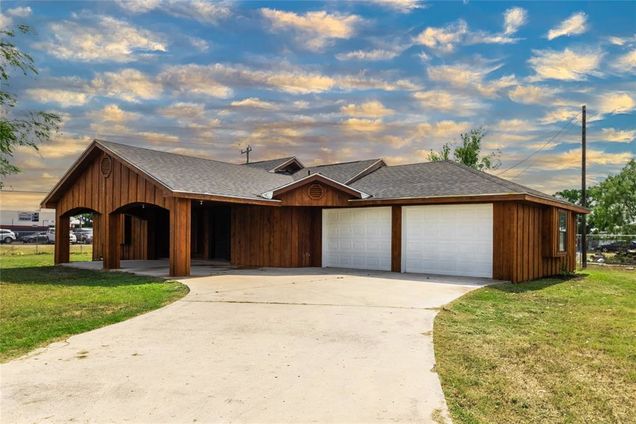 135 Elijah Avenue Donna, TX House Sold - Photo 1 of 1. Opens carousel modal