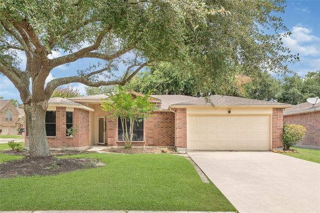 4803 Drew Forest Lane Humble, TX House Active - Photo 1 of 26. Opens carousel modal