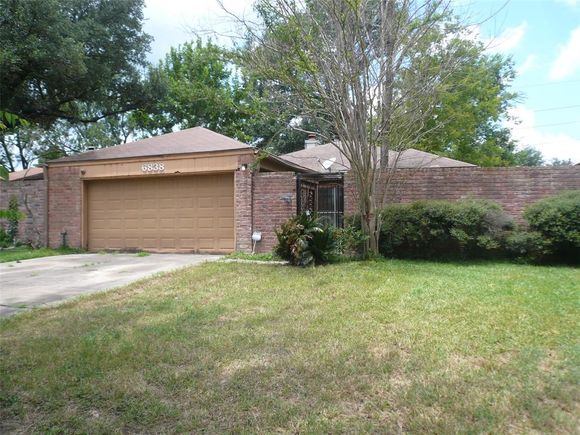 6838 Bullinger Drive