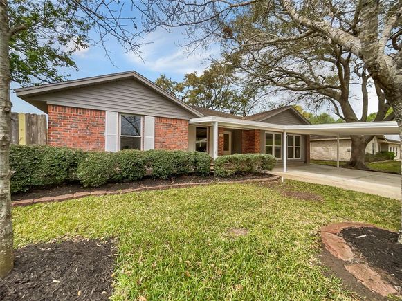 4204 Meadow Glenn Drive Dickinson, TX House Sold - Photo 1 of 1. Opens carousel modal